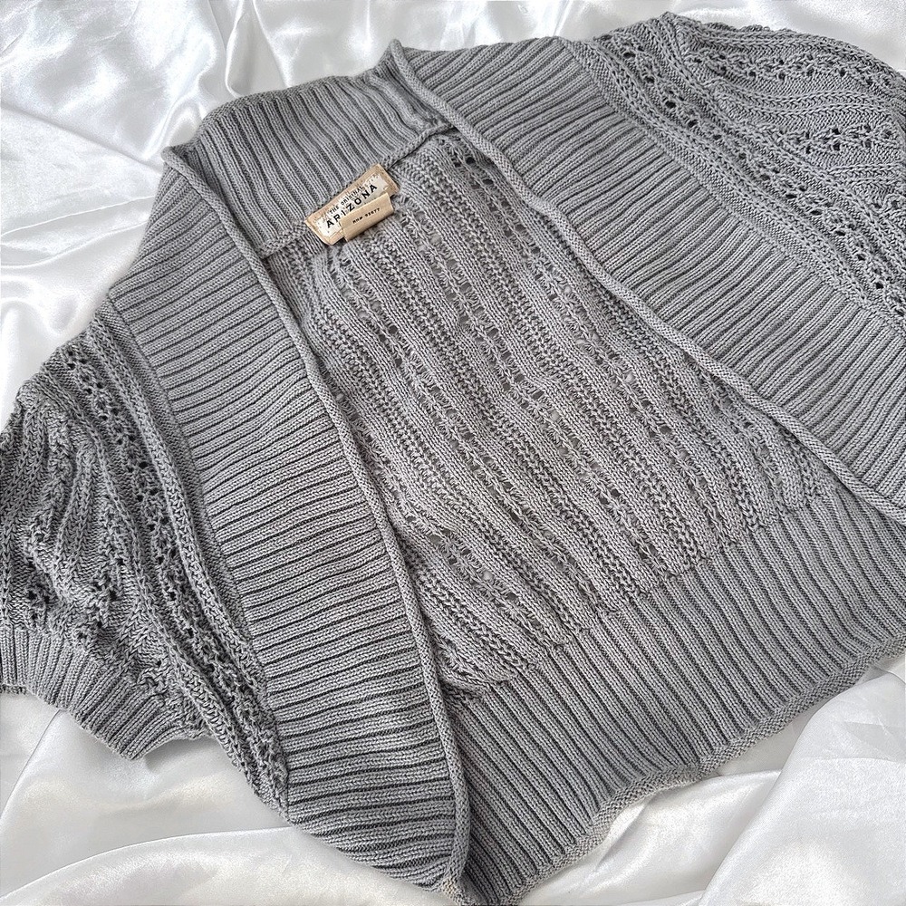 Arizona Jean Co Gray Pointelle Knit Shrug Short Sleeve Open Cardigan Small